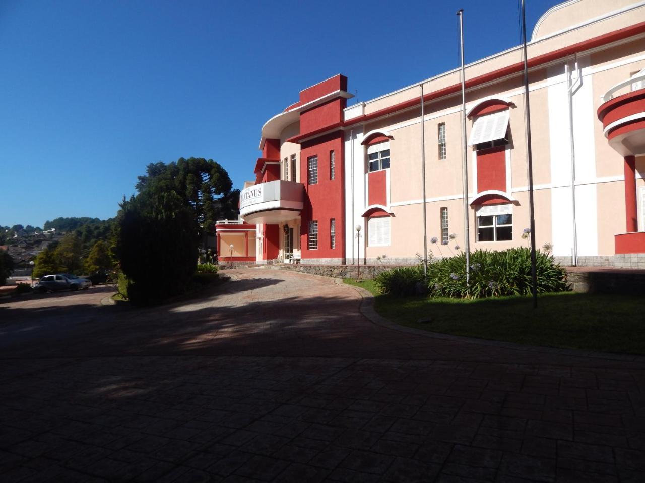 Hotel Platanus Campos do Jordão Exterior foto